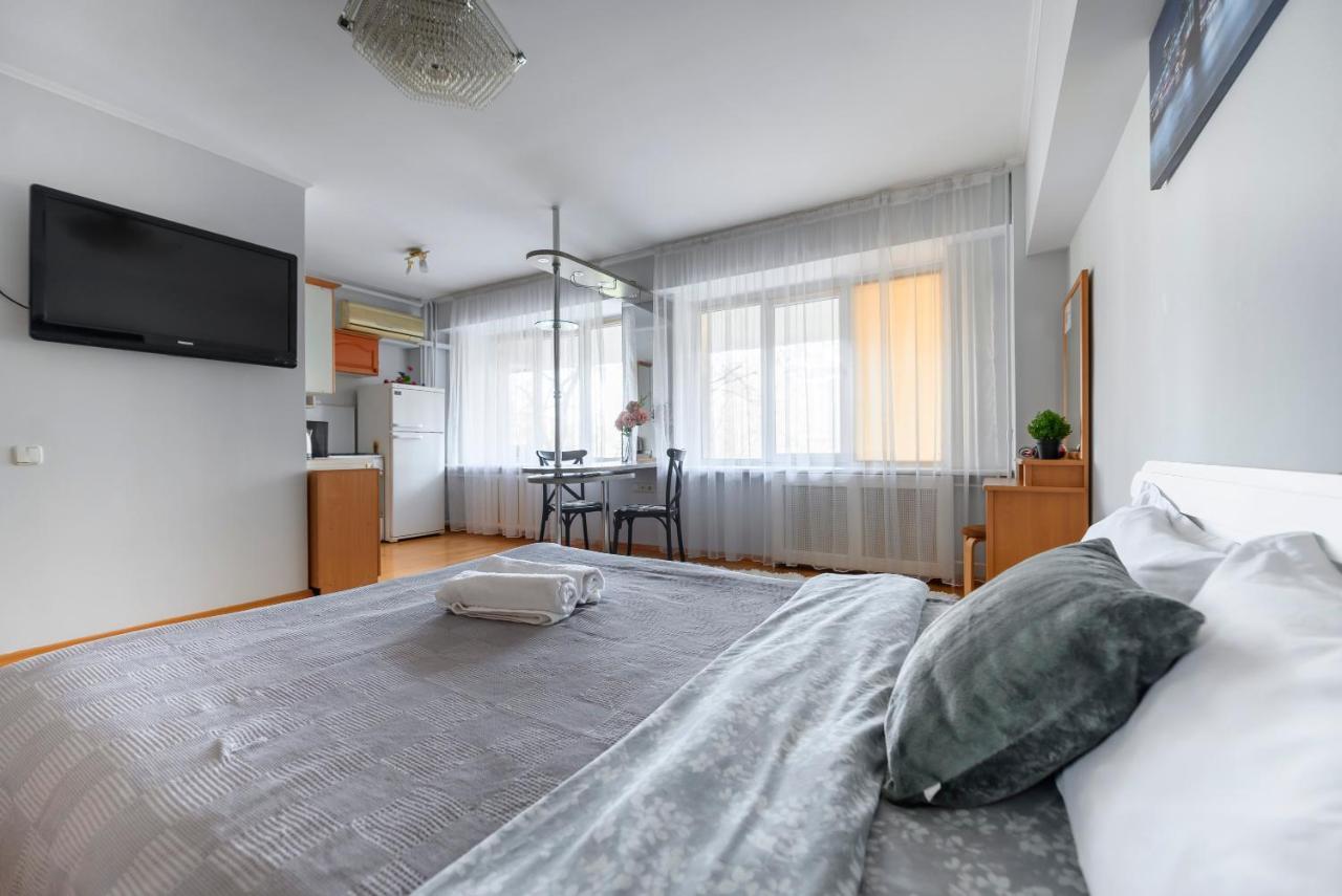 На Проспекте Ленина Apartment Almaty Luaran gambar