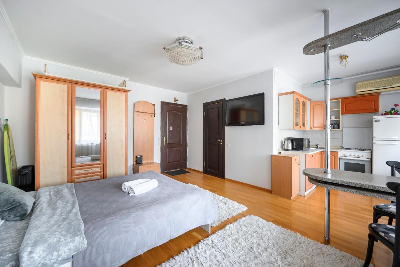 На Проспекте Ленина Apartment Almaty Luaran gambar