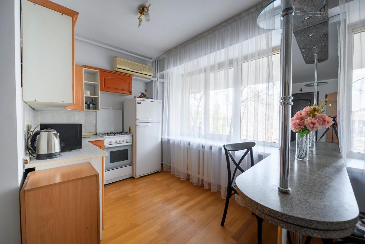 На Проспекте Ленина Apartment Almaty Luaran gambar